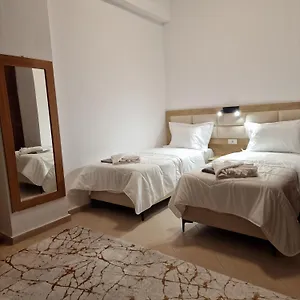 Apartamento Antigona, Gjirokastër