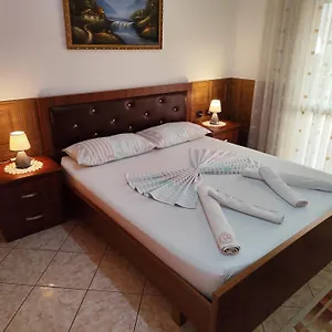 Apartamento Artur's 2, Gjirokastër